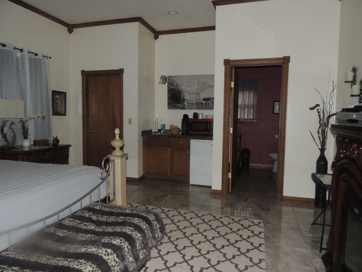 The Whispering Pines Inn Norman Extérieur photo