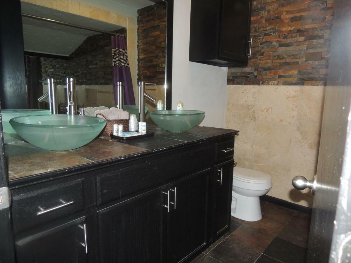 The Whispering Pines Inn Norman Extérieur photo