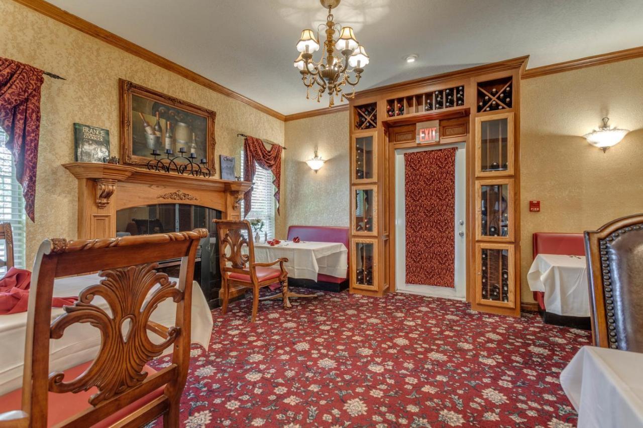 The Whispering Pines Inn Norman Extérieur photo